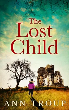 Ann Troup The Lost Child обложка книги