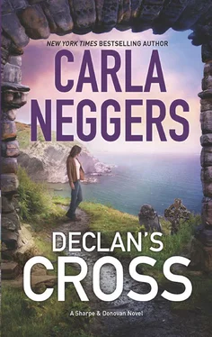 Carla Neggers Declan's Cross обложка книги