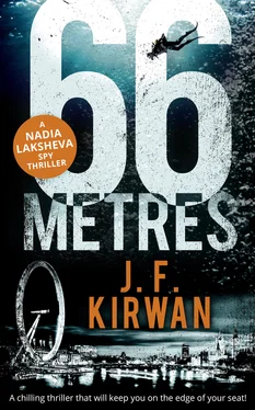 J.F. Kirwan 66 Metres: A chilling thriller that will keep you on the edge of your seat! обложка книги