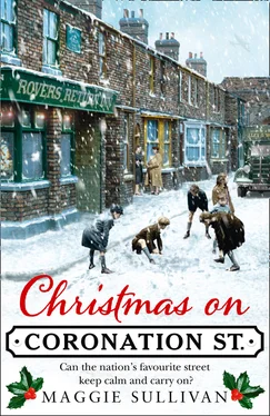 Maggie Sullivan Christmas on Coronation Street: The perfect Christmas read обложка книги