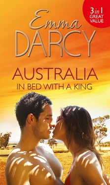 Emma Darcy Australia: In Bed with a King: The Cattle King's Mistress обложка книги