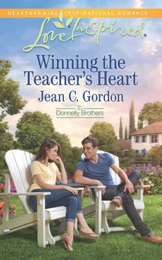 Jean Gordon Winning the Teacher's Heart обложка книги