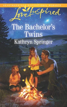 Kathryn Springer The Bachelor's Twins обложка книги