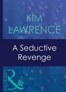 KIM LAWRENCE A Seductive Revenge обложка книги