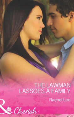 Rachel Lee The Lawman Lassoes a Family обложка книги
