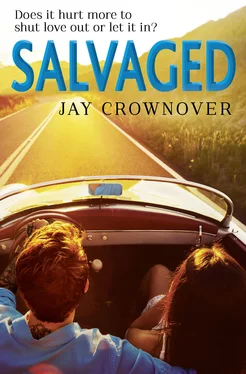 Jay Crownover Salvaged обложка книги