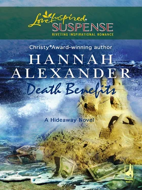 Hannah Alexander Death Benefits обложка книги