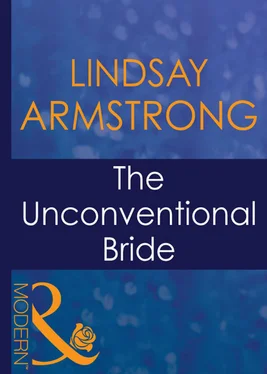 Lindsay Armstrong The Unconventional Bride обложка книги