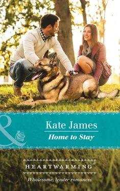 Kate James Home To Stay обложка книги