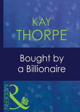 Kay Thorpe Bought By A Billionaire обложка книги