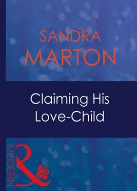 Sandra Marton Claiming His Love-Child обложка книги