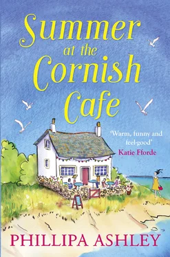 Phillipa Ashley Summer at the Cornish Cafe: The perfect summer romance for 2018 обложка книги