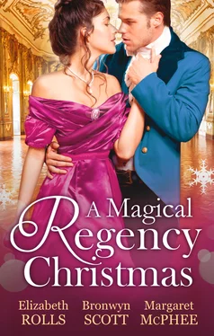 Margaret McPhee A Magical Regency Christmas: Christmas Cinderella / Finding Forever at Christmas / The Captain's Christmas Angel обложка книги