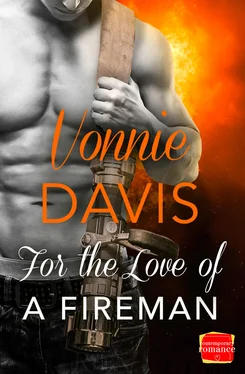 Vonnie Davis For the Love of a Fireman обложка книги