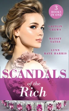 Maisey Yates Scandals Of The Rich: A Façade to Shatter обложка книги