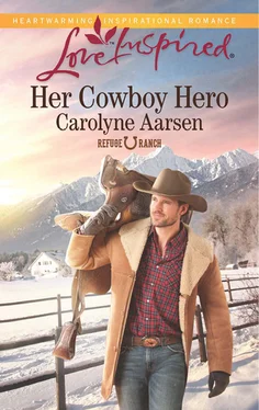 Carolyne Aarsen Her Cowboy Hero обложка книги