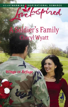 Cheryl Wyatt A Soldier's Family обложка книги