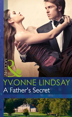 Yvonne Lindsay A Father's Secret обложка книги