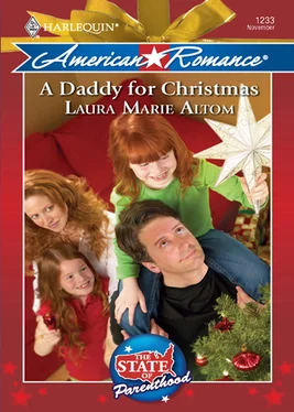 Laura Altom A Daddy for Christmas обложка книги
