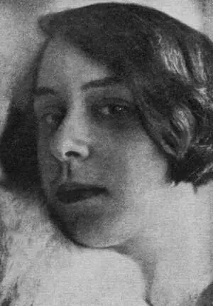 Нина Сац ее младшая сестра погибшая якобы от руки Я Блюмкина 1920е гг - фото 50