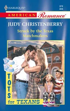 Judy Christenberry Struck By The Texas Matchmakers обложка книги