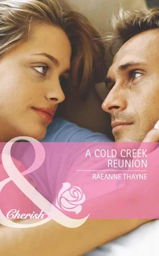 RaeAnne Thayne A Cold Creek Reunion обложка книги