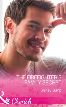 Shirley Jump The Firefighter's Family Secret обложка книги