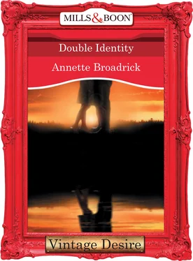 Annette Broadrick Double Identity обложка книги