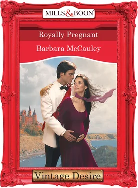 Barbara McCauley Royally Pregnant обложка книги