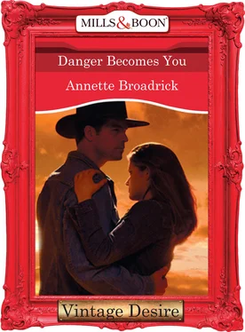 Annette Broadrick Danger Becomes You обложка книги