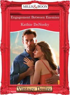 Kathie DeNosky Engagement between Enemies обложка книги