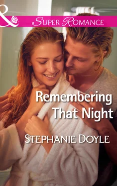 Stephanie Doyle Remembering That Night обложка книги