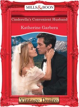 Katherine Garbera Cinderella's Convenient Husband обложка книги