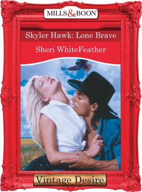 Sheri WhiteFeather Skyler Hawk: Lone Brave обложка книги