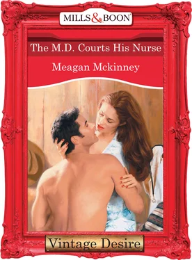 Meagan McKinney The M.d. Courts His Nurse обложка книги