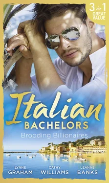 Leanne Banks Italian Bachelors: Brooding Billionaires: Ravelli's Defiant Bride / Enthralled by Moretti / The Playboy's Proposition обложка книги