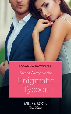 Rosanna Battigelli Swept Away By The Enigmatic Tycoon обложка книги