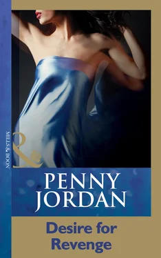 PENNY JORDAN Desire For Revenge обложка книги