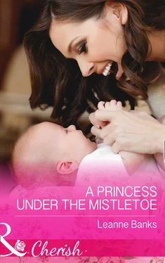 Leanne Banks A Princess Under The Mistletoe обложка книги