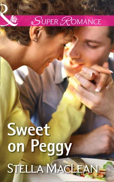 Stella MacLean Sweet On Peggy обложка книги