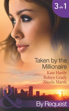 Kate Hardy Taken by the Millionaire: Hotly Bedded, Conveniently Wedded обложка книги
