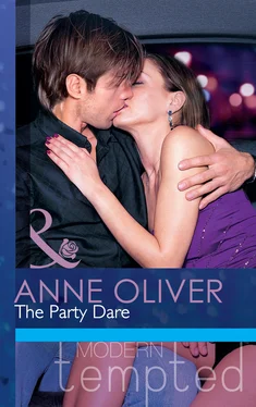 Anne Oliver The Party Dare обложка книги
