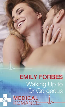 Emily Forbes Waking Up To Dr Gorgeous обложка книги