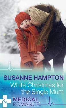 Susanne Hampton White Christmas For The Single Mum обложка книги