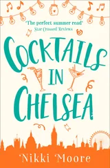 Nikki Moore - Cocktails in Chelsea