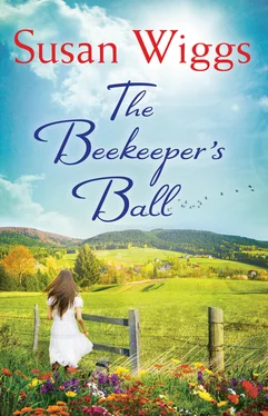 Susan Wiggs The Beekeeper's Ball обложка книги