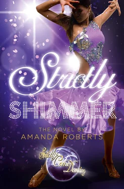 Amanda Roberts Shimmer обложка книги