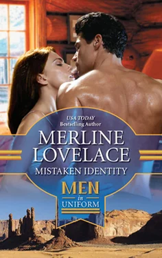 Merline Lovelace Mistaken Identity обложка книги