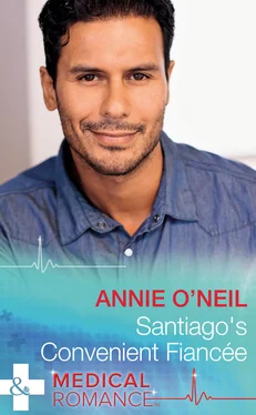 Annie O'Neil Santiago's Convenient Fiancée обложка книги