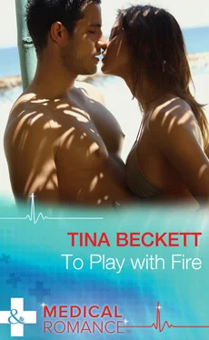 Tina Beckett To Play With Fire обложка книги